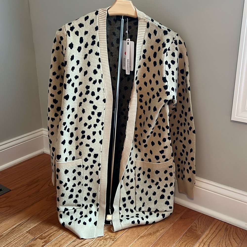 NEW with Tags! Women’s long leopard cardigan